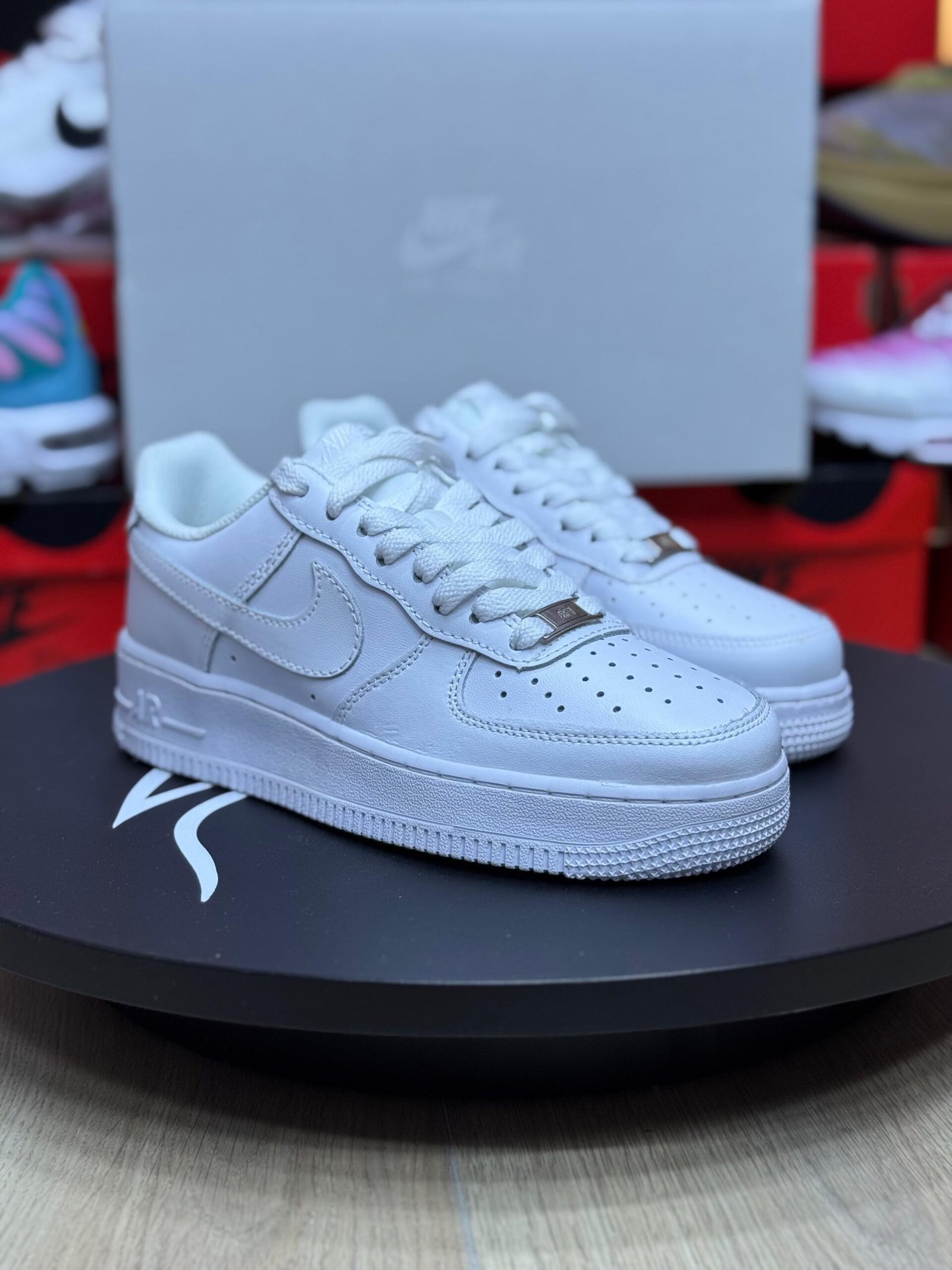 ZAPATILLA NIKE AIRFORCE ONE – 37, 45
