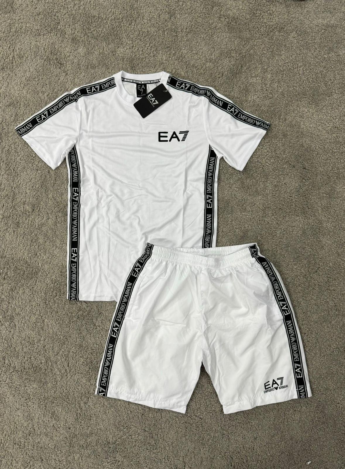 CONJUNTO EMPORIO ARMANI – M