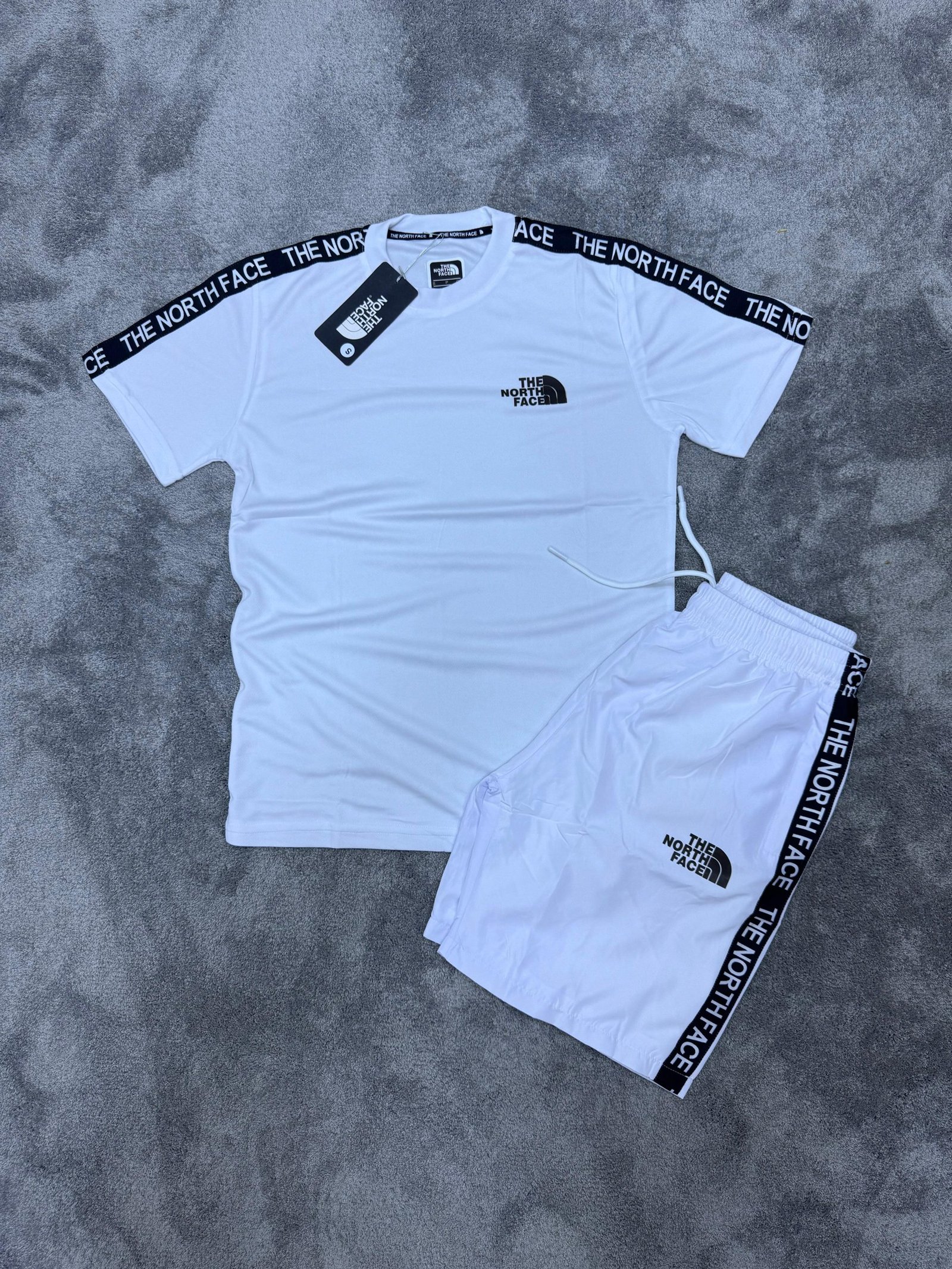 CONJUNTO THE NORTH FACE – L