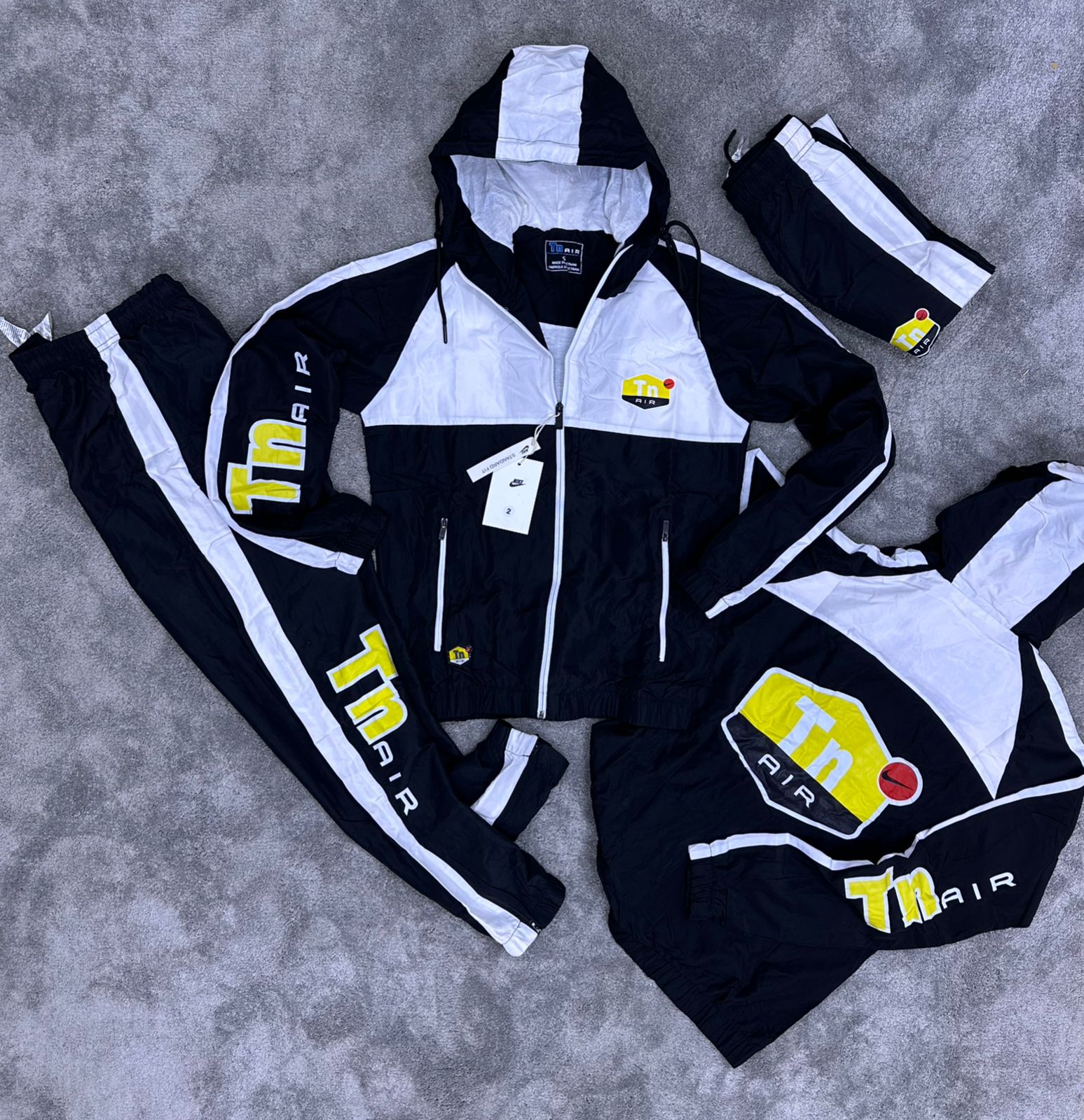 CHANDAL NIKE TN – S, M