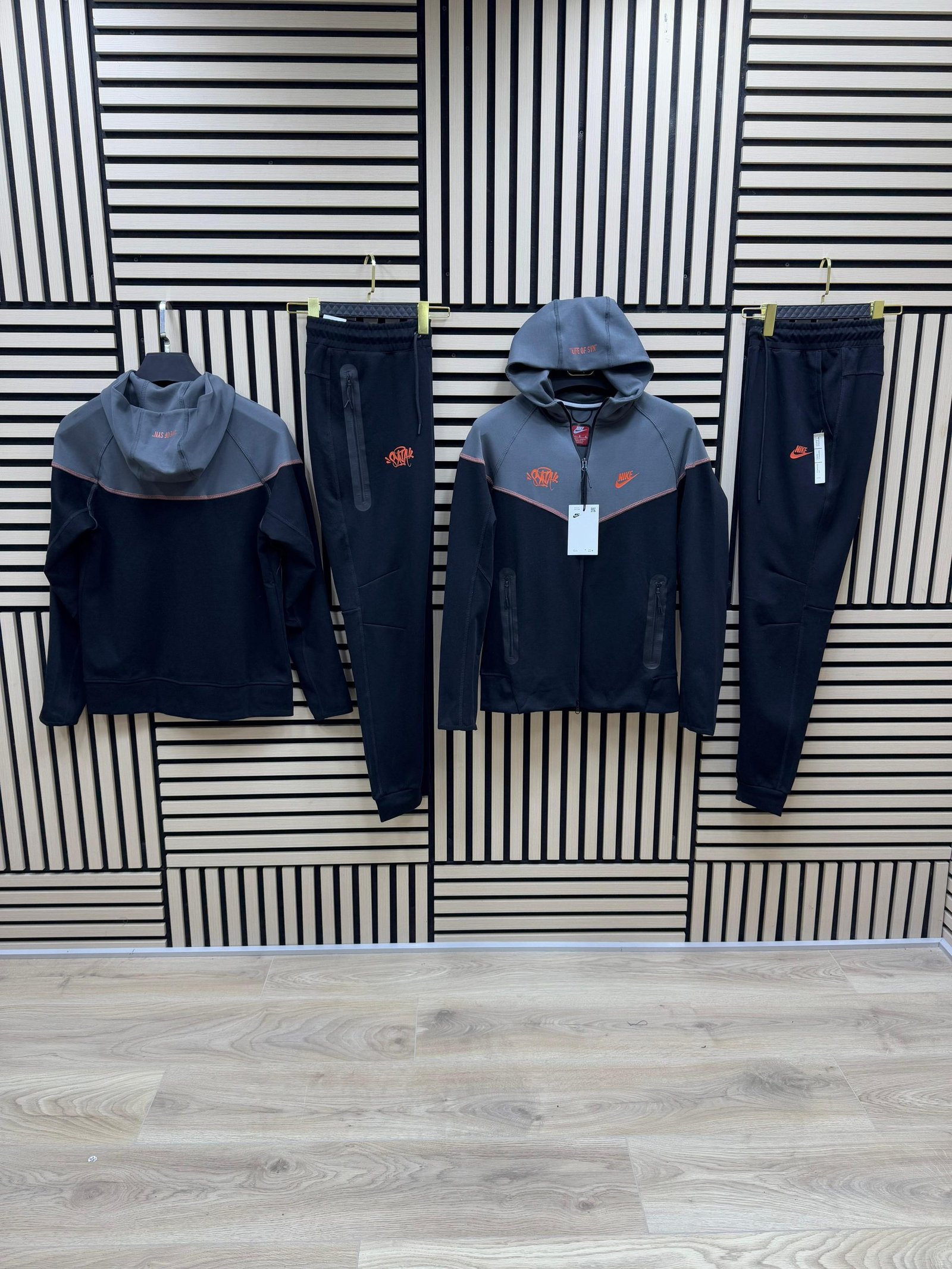 CHANDAL NIKE TECH – S, M