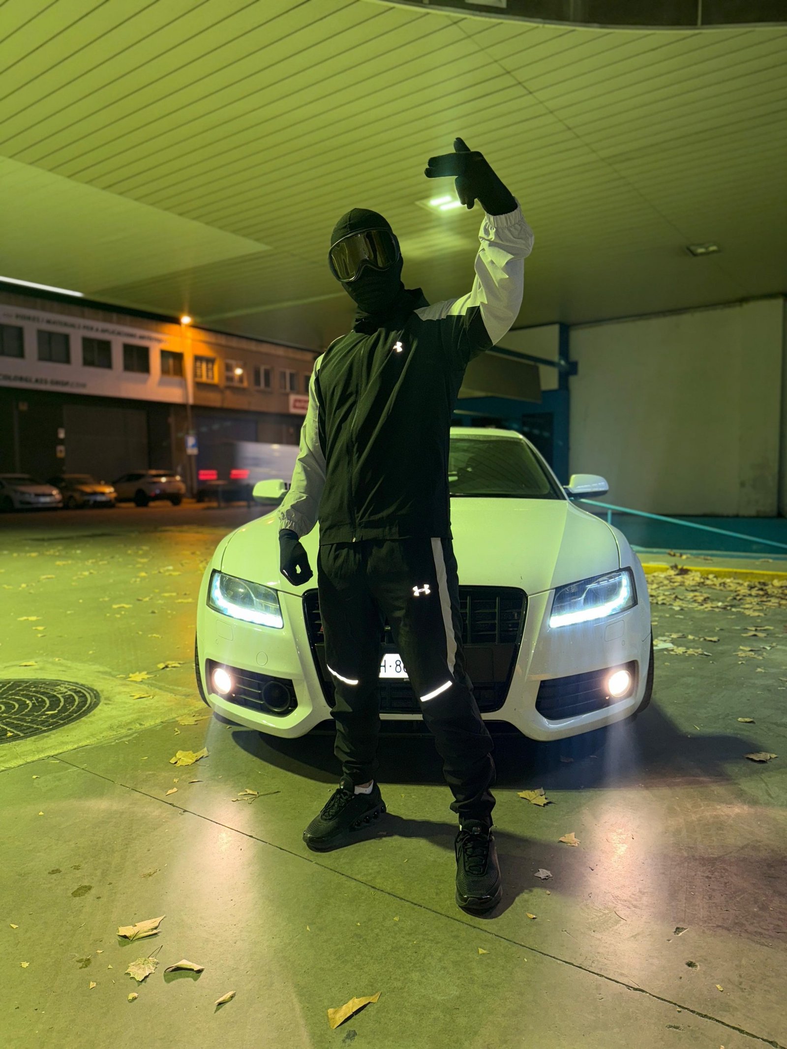 CHANDAL UNDER ARMOUR -XS, S, M, L