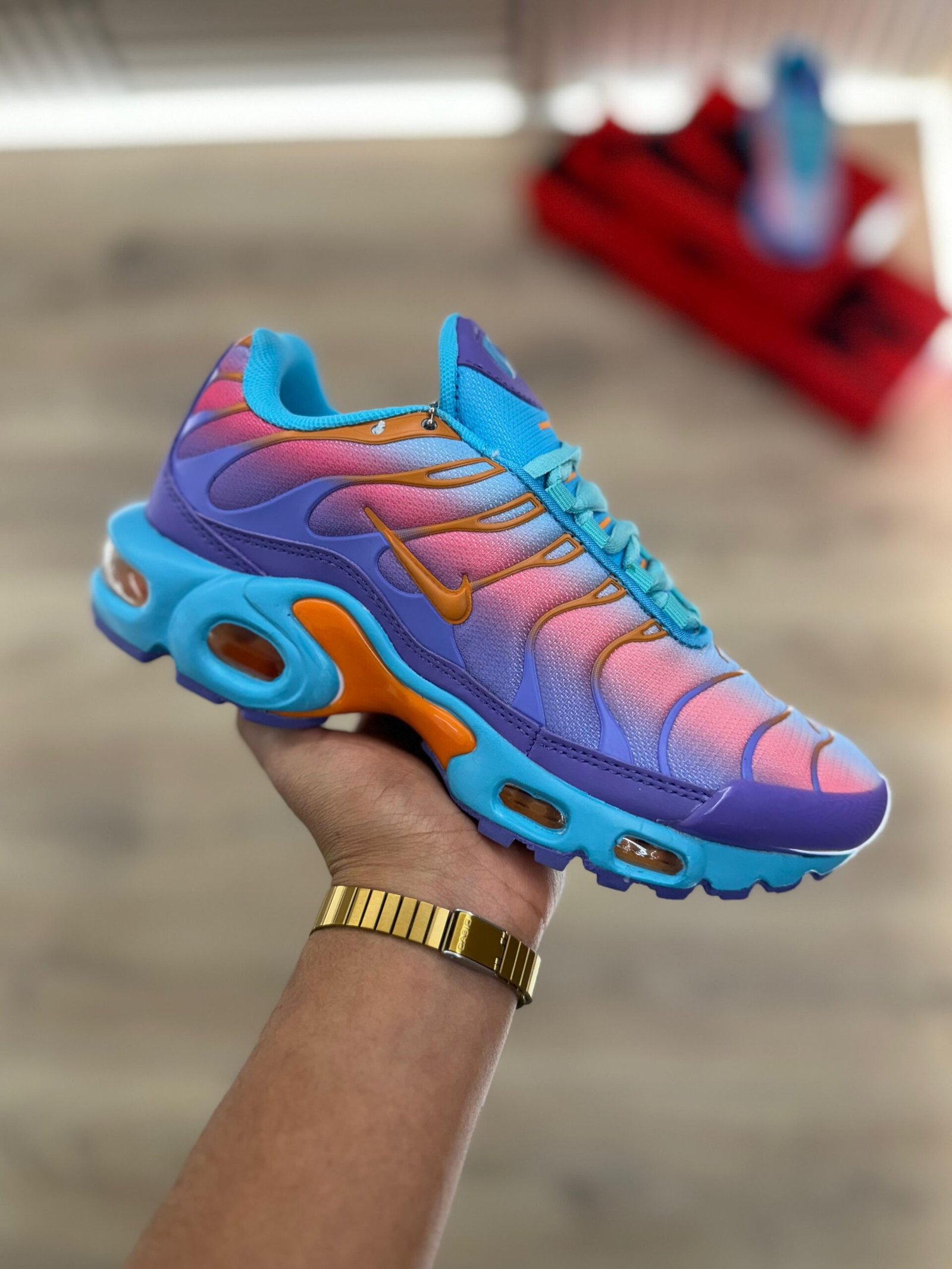 NIKE TN – 36, 37, 39, 40