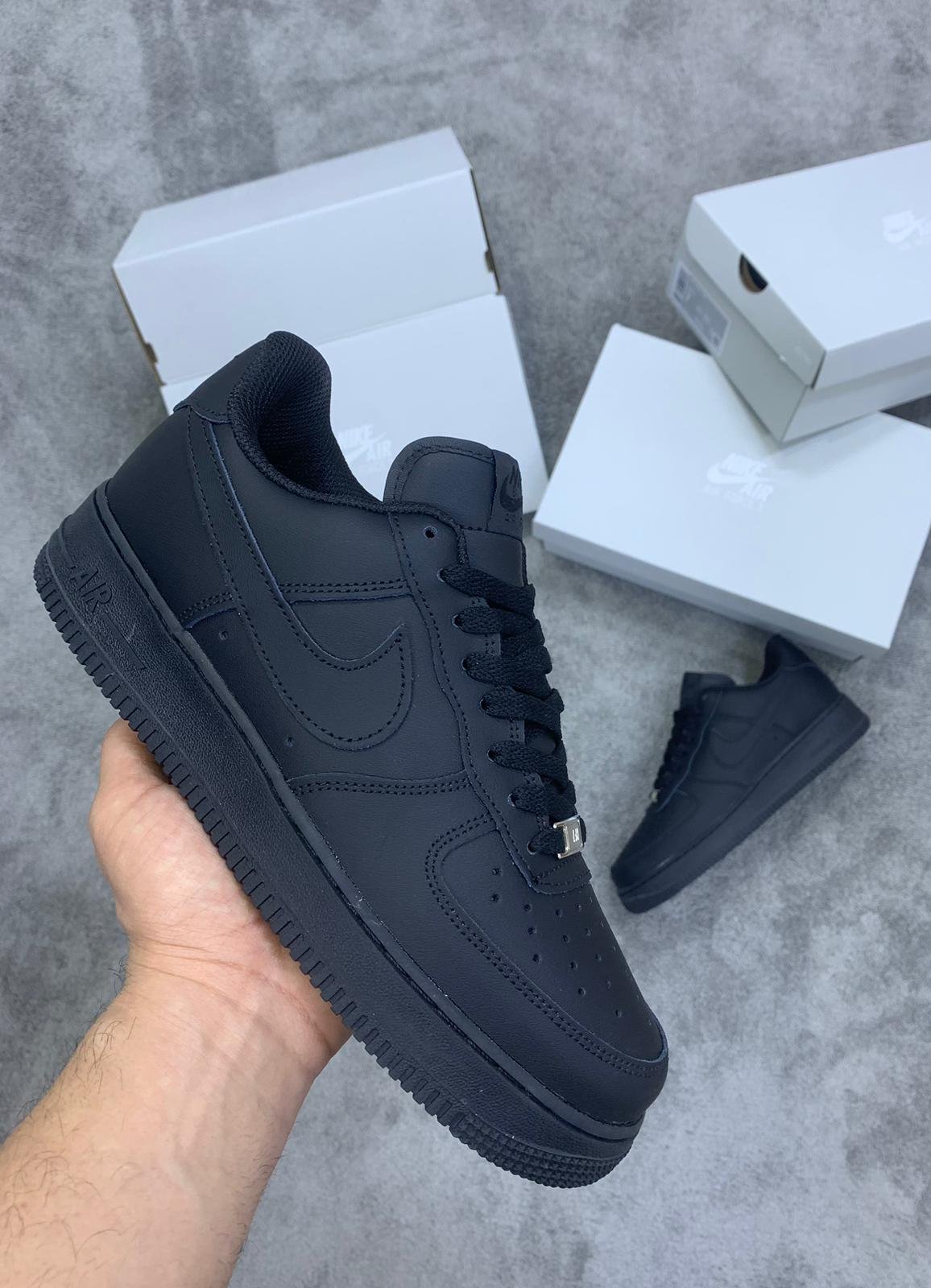 ZAPATILLA NIKE AIRFORCE ONE – 36, 37, 38, 45