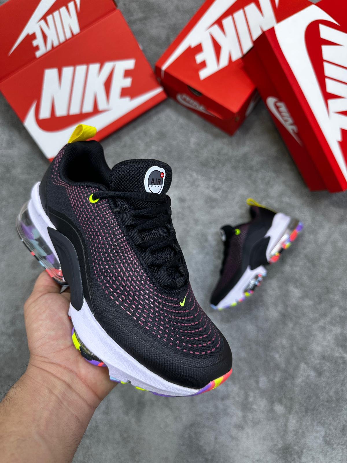 ZAPATILLA NIKE AIR MAX 2090 – 36, 37, 40