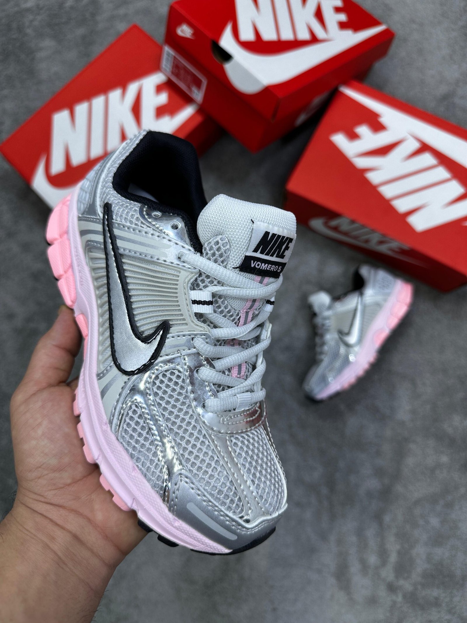 ZAPATILLAS – NIKE VOMEROS 36