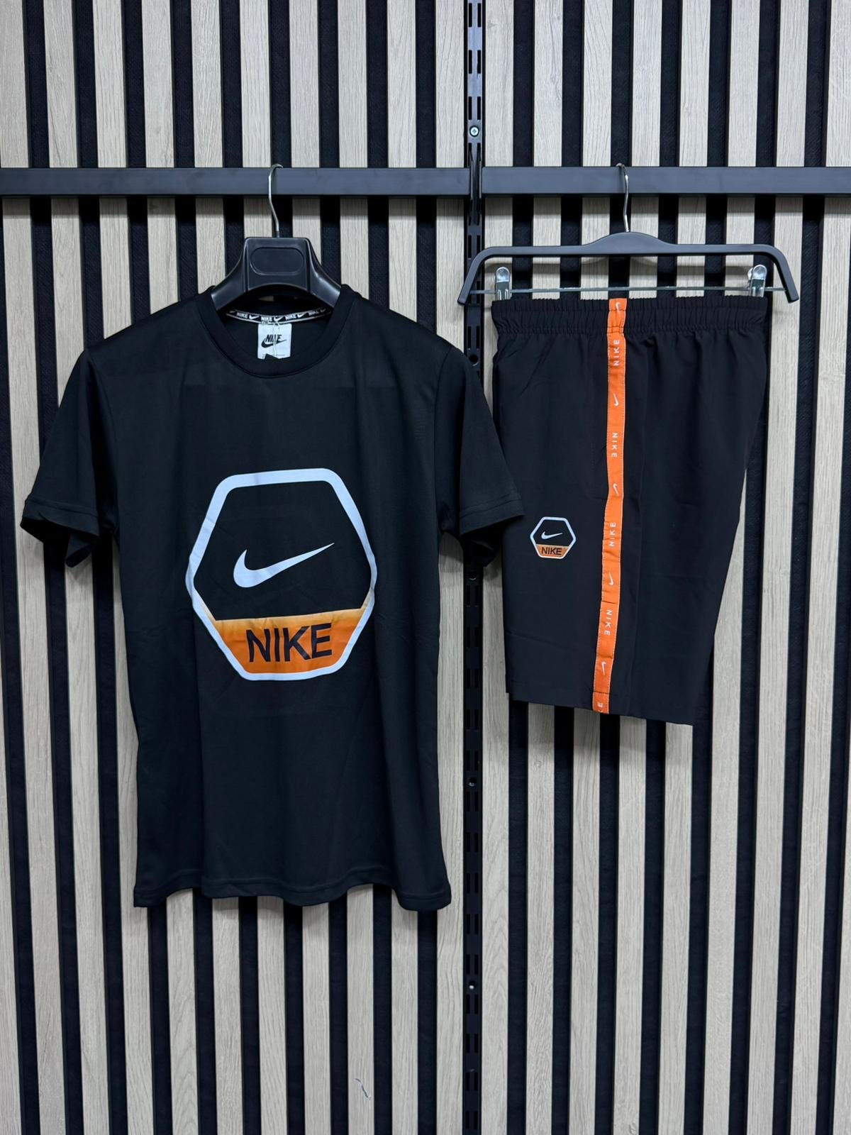 CONJUNTO NIKE – S